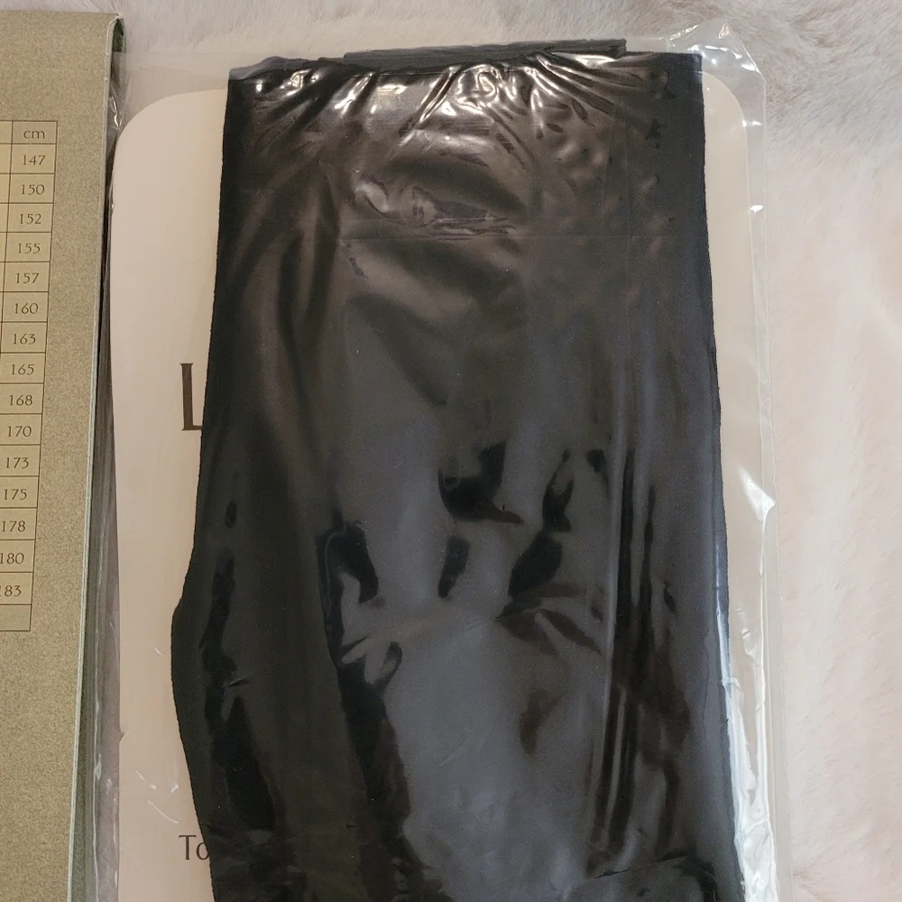 Legacy Legwear Body Shaper Pantyhose Size B Color Black New In Box